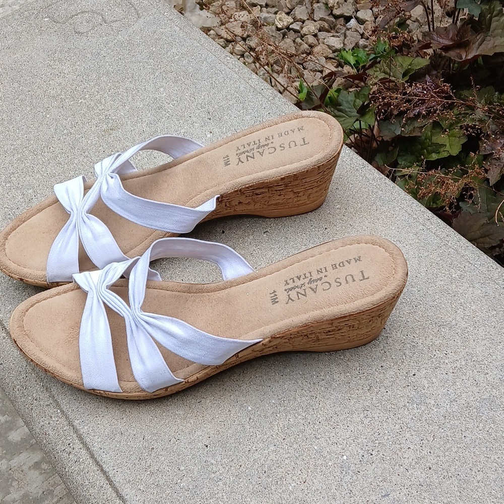 TUSCANY Easy Street Women's Wedge Sandal ITALY White & Silver Size 11 - Picture 8 of 10
